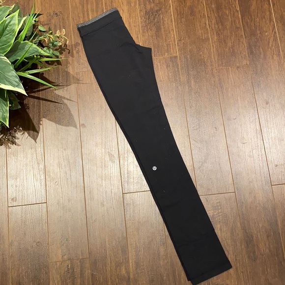 LULULEMON leggings (size 2 or 4) - Picture 5 of 11